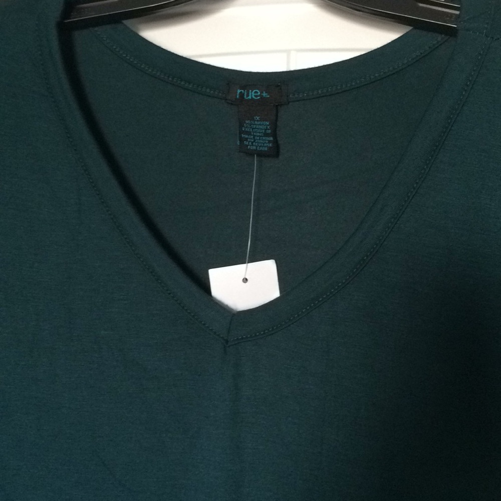 Rue 21 Top Women's Plus Size 1X Green Long Sleeve NWT - Picture 3 of 6